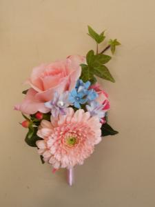 コサージュ｜「花のひより園」　（愛知県愛西市の花キューピット加盟店 花屋）のブログ
